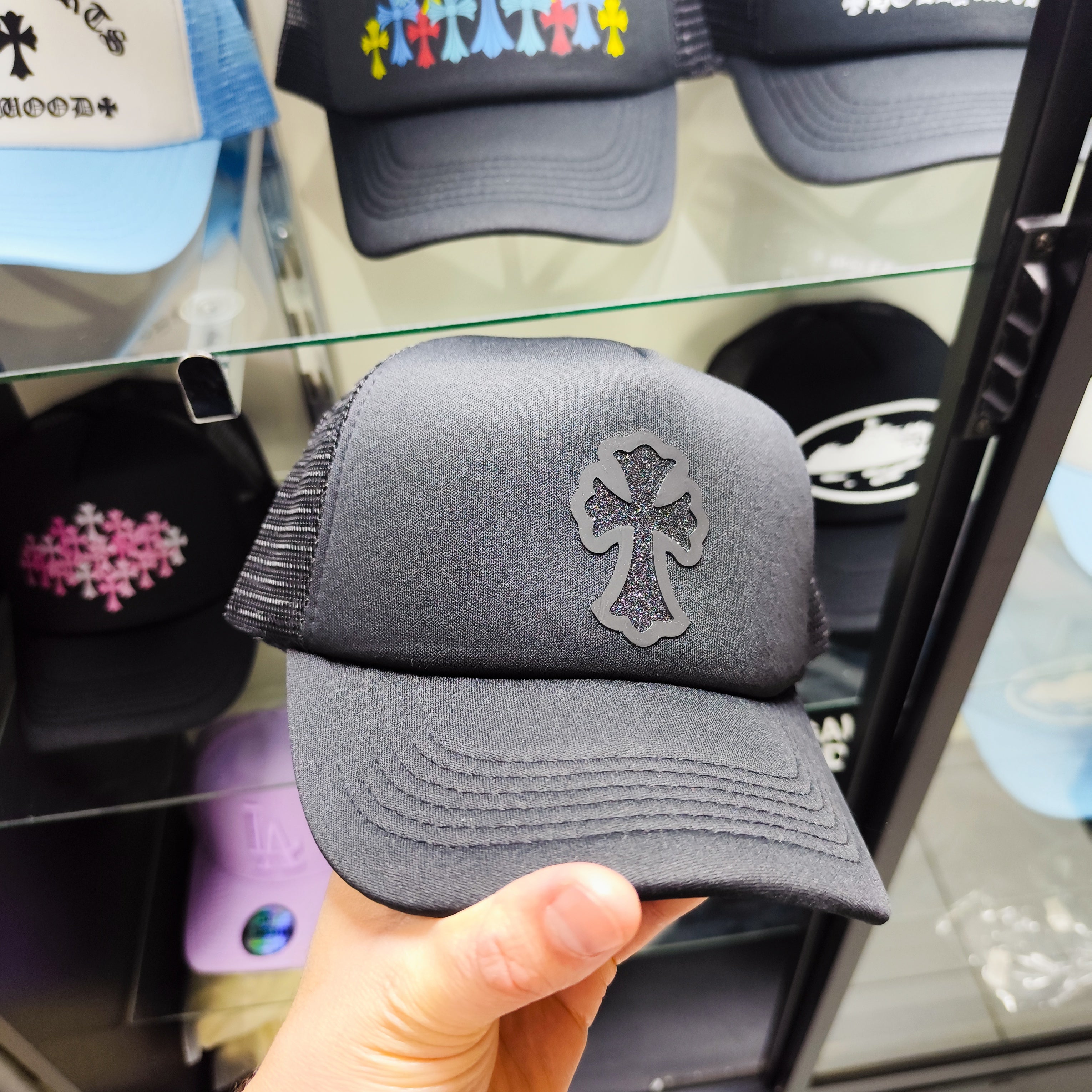 Gorro Chrome Hearts brillo
