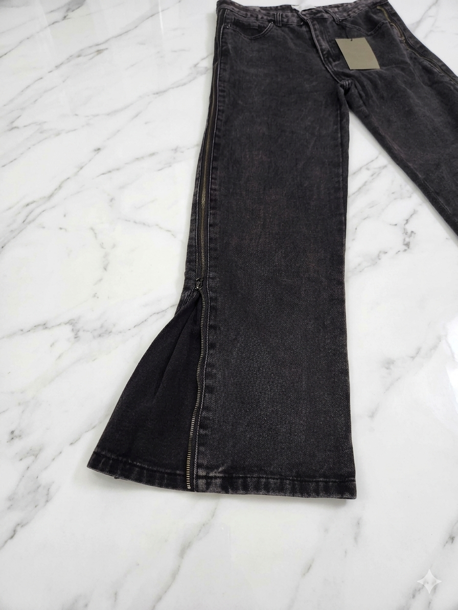 Jeans con cierre flare
