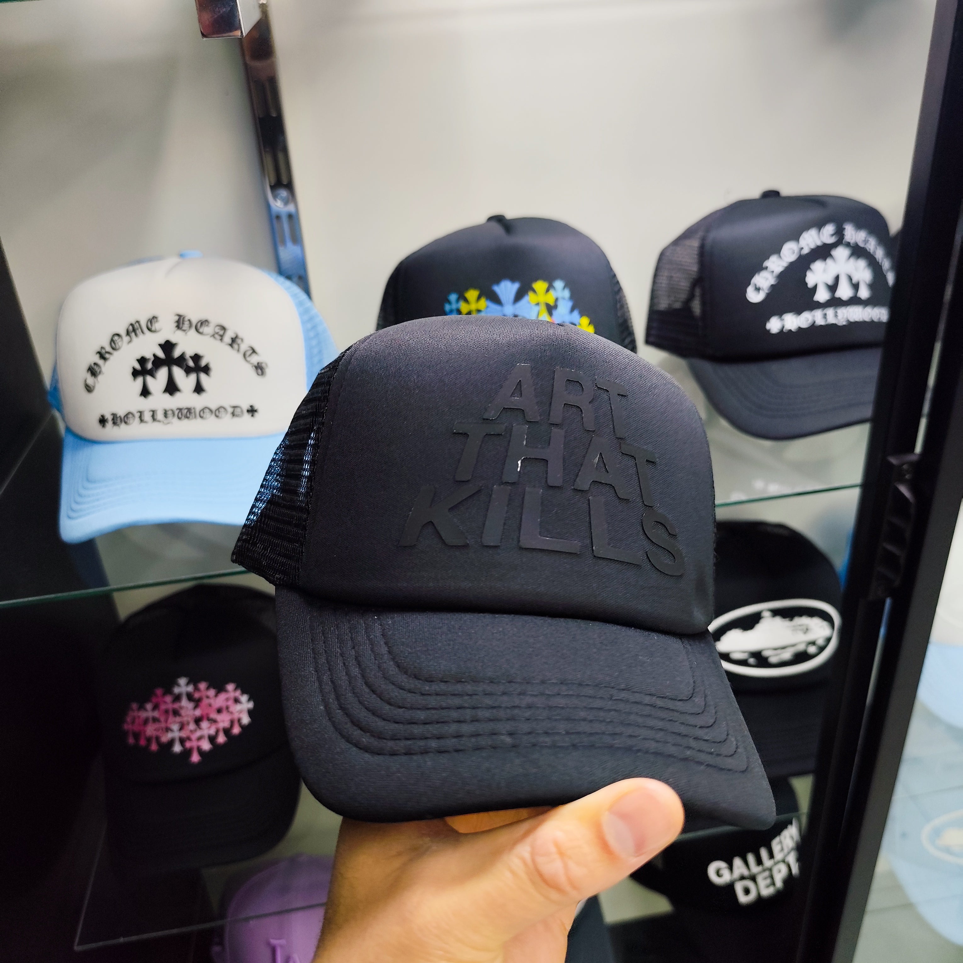 Gorro Gallery Dept